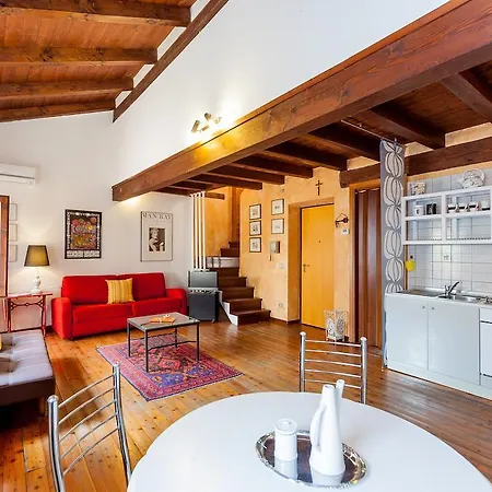 Casa La Terrazza Apartment *